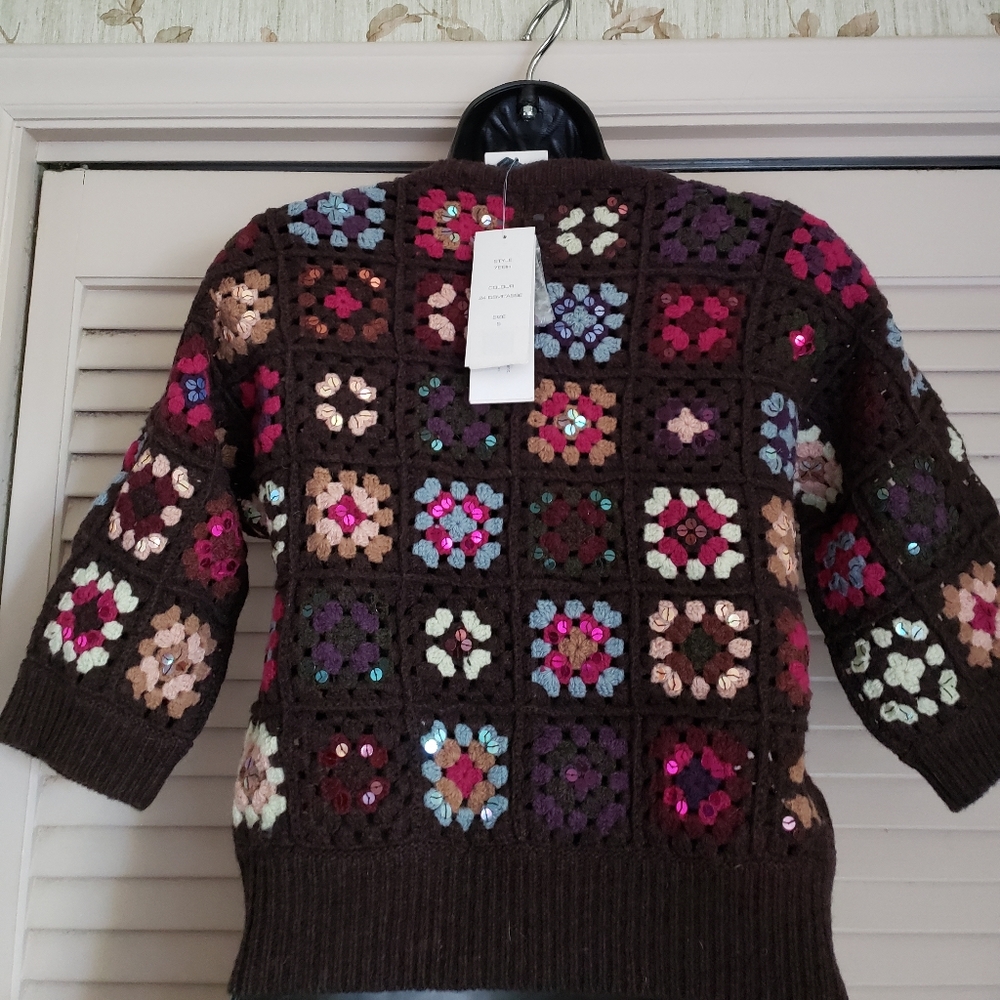 Sweater - Picture 3 of 4